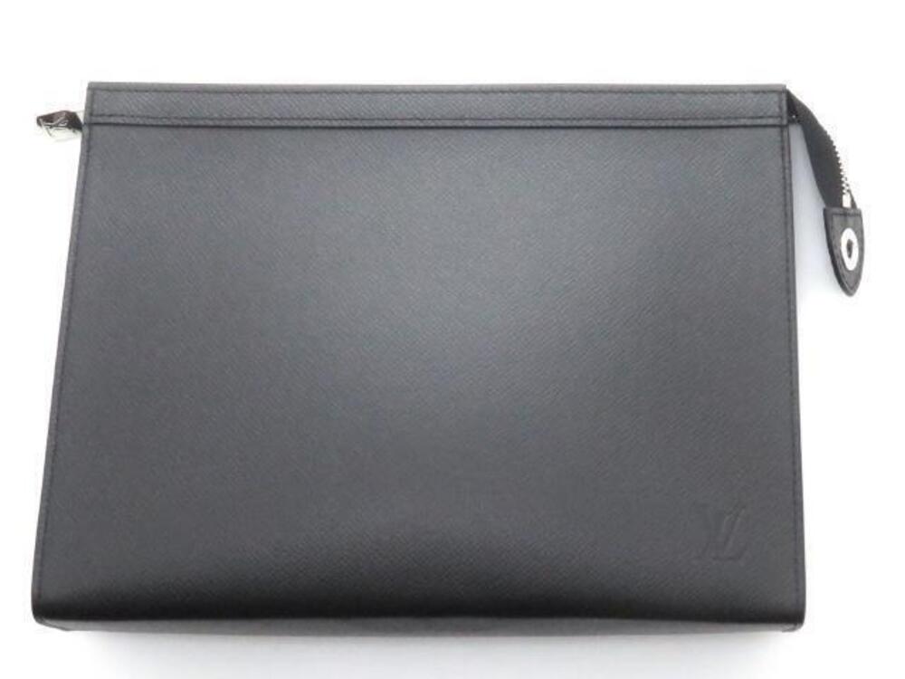LOUIS VUITTON Shoulder Bag Pochette Voyage Taiga Noir Black